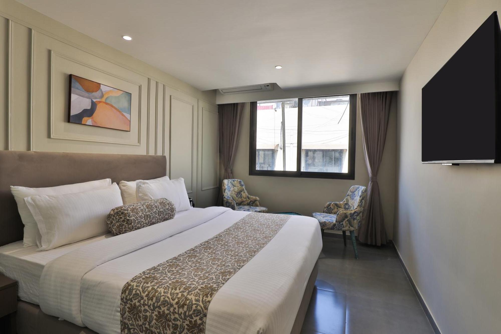Hotel The Grand Suites Ahmedabad Exterior foto