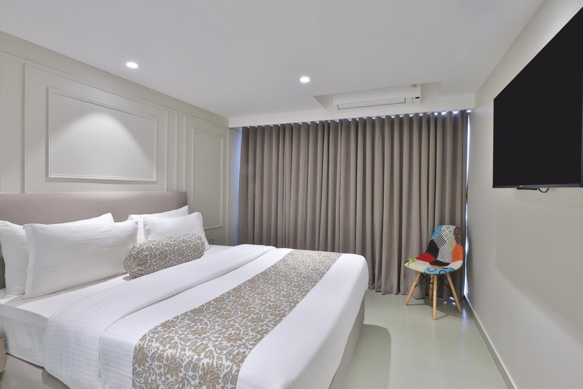 Hotel The Grand Suites Ahmedabad Exterior foto